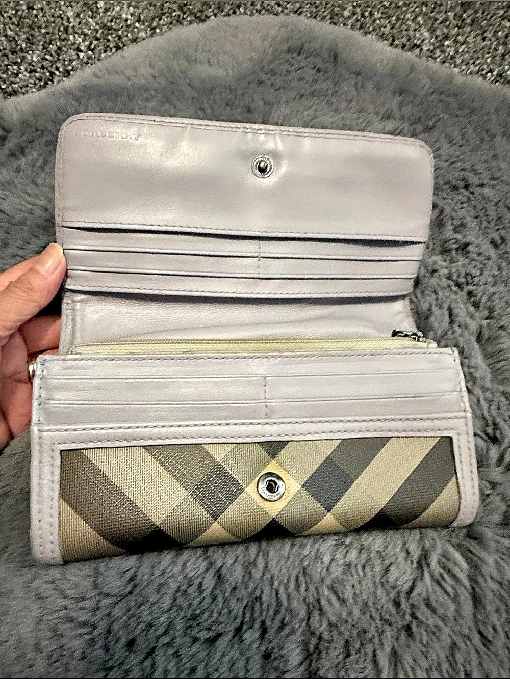 Burberry House Check Continental Wallet Plaid Gray & Brown - Picture 3 of 6